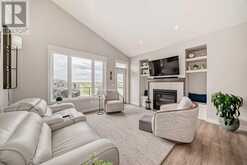 108 Threepoint Cove Okotoks