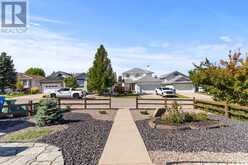 519 Sheep River Close Okotoks