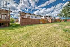 425 Pinemont Gate NE Calgary