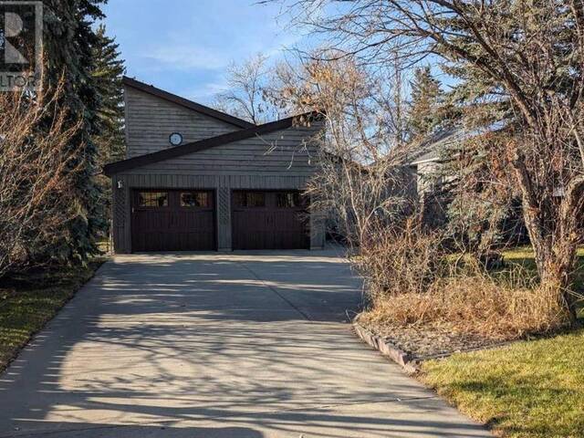 631 East Chestermere Drive Chestermere