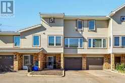 109 Coachway Lane SW Calgary