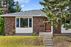 4832 26 Avenue NE Calgary