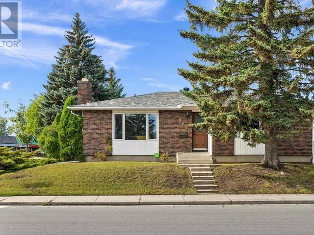 4832 26 Avenue NE Calgary Alberta