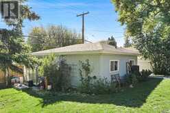 627 78 Avenue NW Calgary