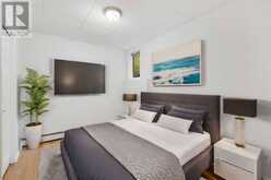 101, 2105 2 Street SW Calgary