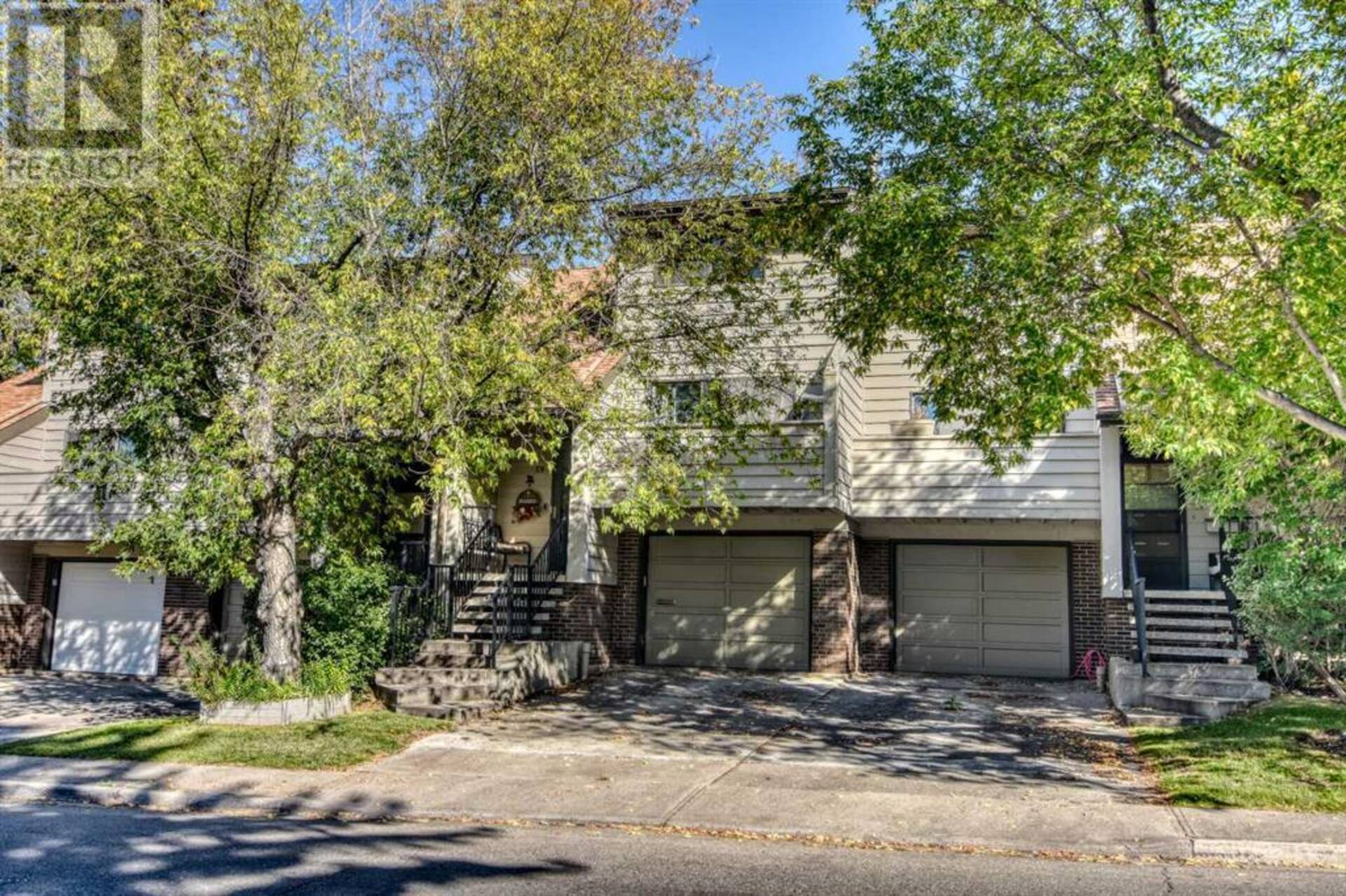 59, 3302 50 Street NW Calgary