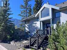 413 2nd Street Canmore