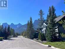 413 2nd Street Canmore