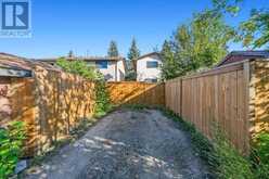 21 Cedarwood Hill SW Calgary