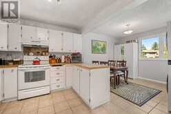 163 Woodvale Bay SW Calgary