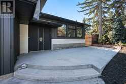 210 Canterbury Place SW Calgary