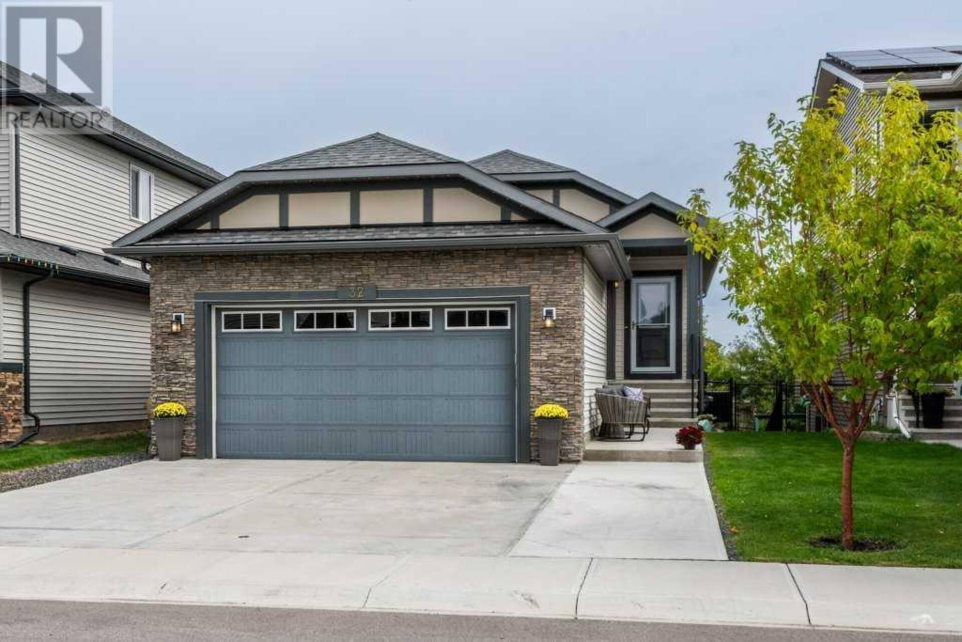 32 Drake Landing Grove Okotoks