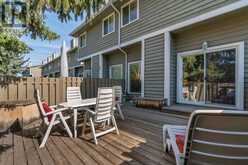 153 Woodglen Grove SW Calgary