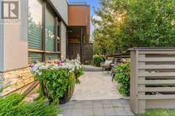 2142 28 Avenue SW Calgary