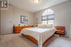 3007 Oakmoor Drive SW Calgary