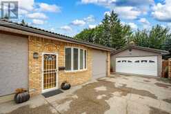 3007 Oakmoor Drive SW Calgary