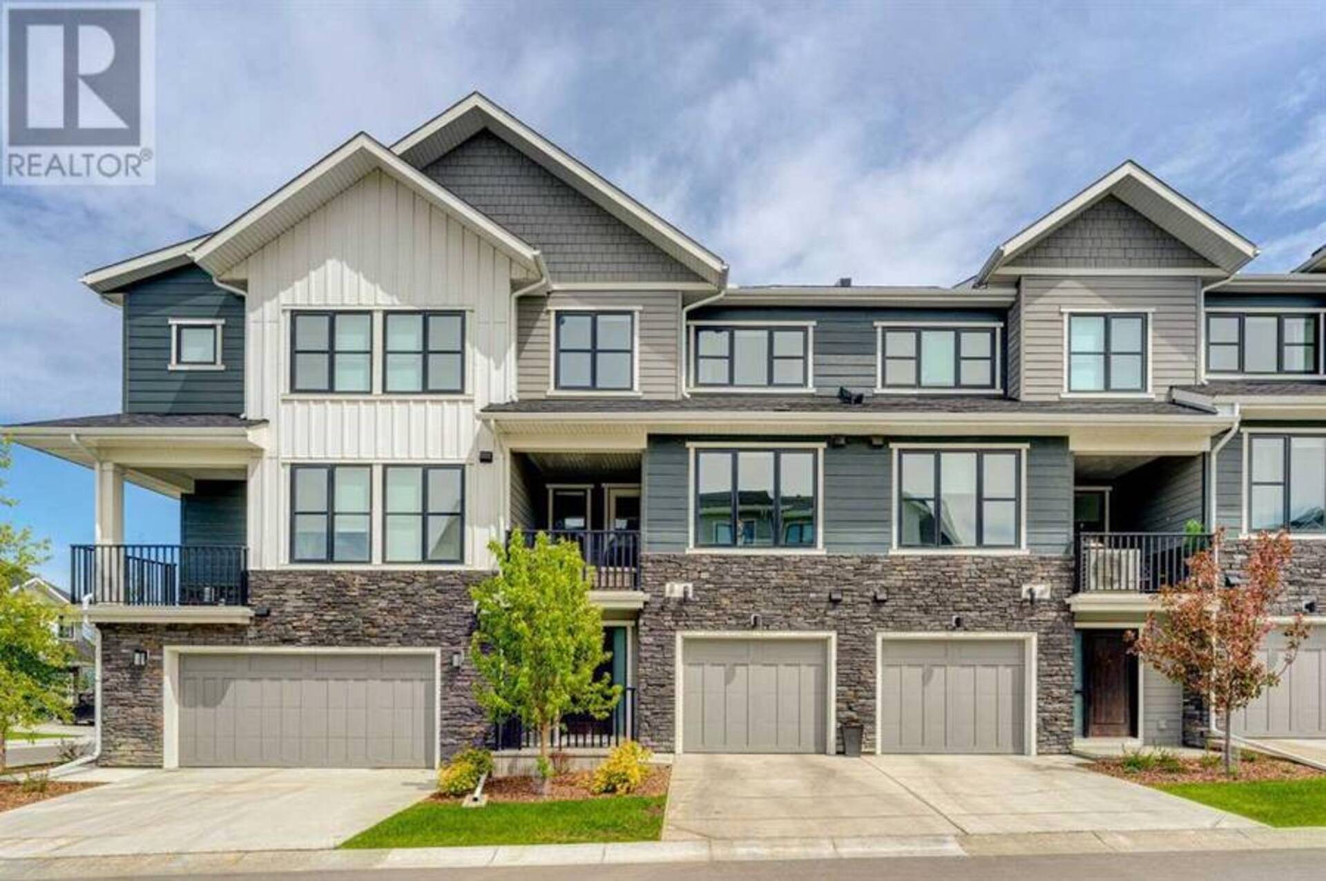 107 Crestridge Common SW Calgary