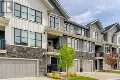 107 Crestridge Common SW Calgary