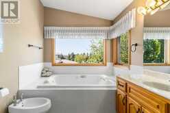 244 Country Hills Court NW Calgary