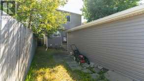 319 Martinbrook Place NE Calgary