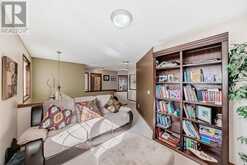 618 Rocky Ridge View NW Calgary