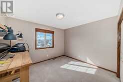 618 Rocky Ridge View NW Calgary