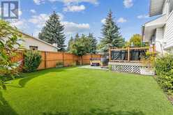 75 Woodglen Road SW Calgary