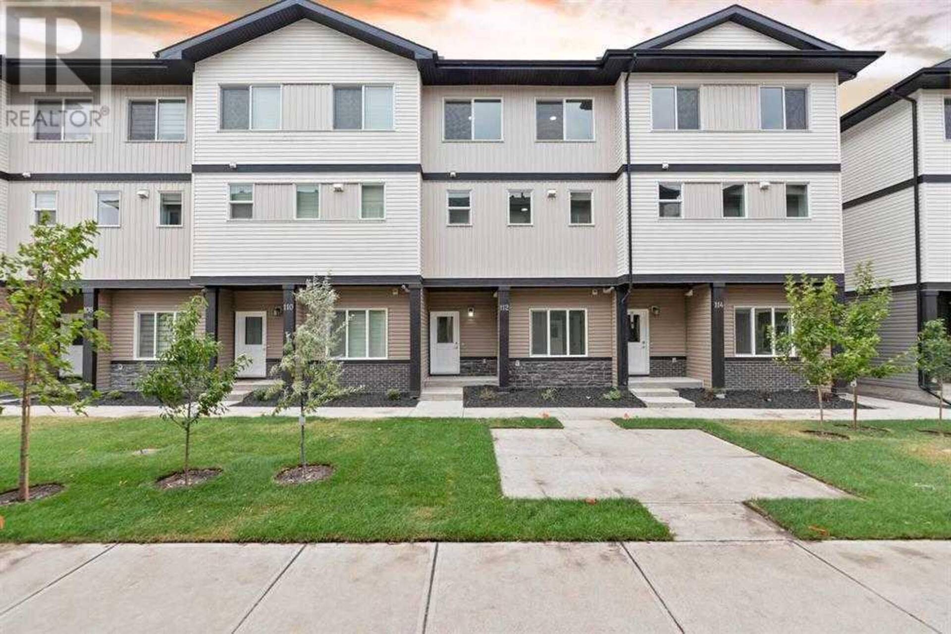 122 Corner Meadows Square NE Calgary