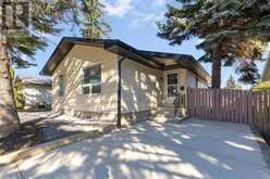 5512 Silverdale Drive NW Calgary