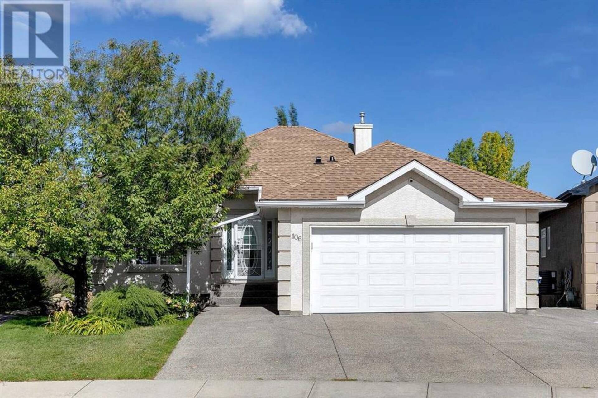 106 Simcoe Crescent SW Calgary