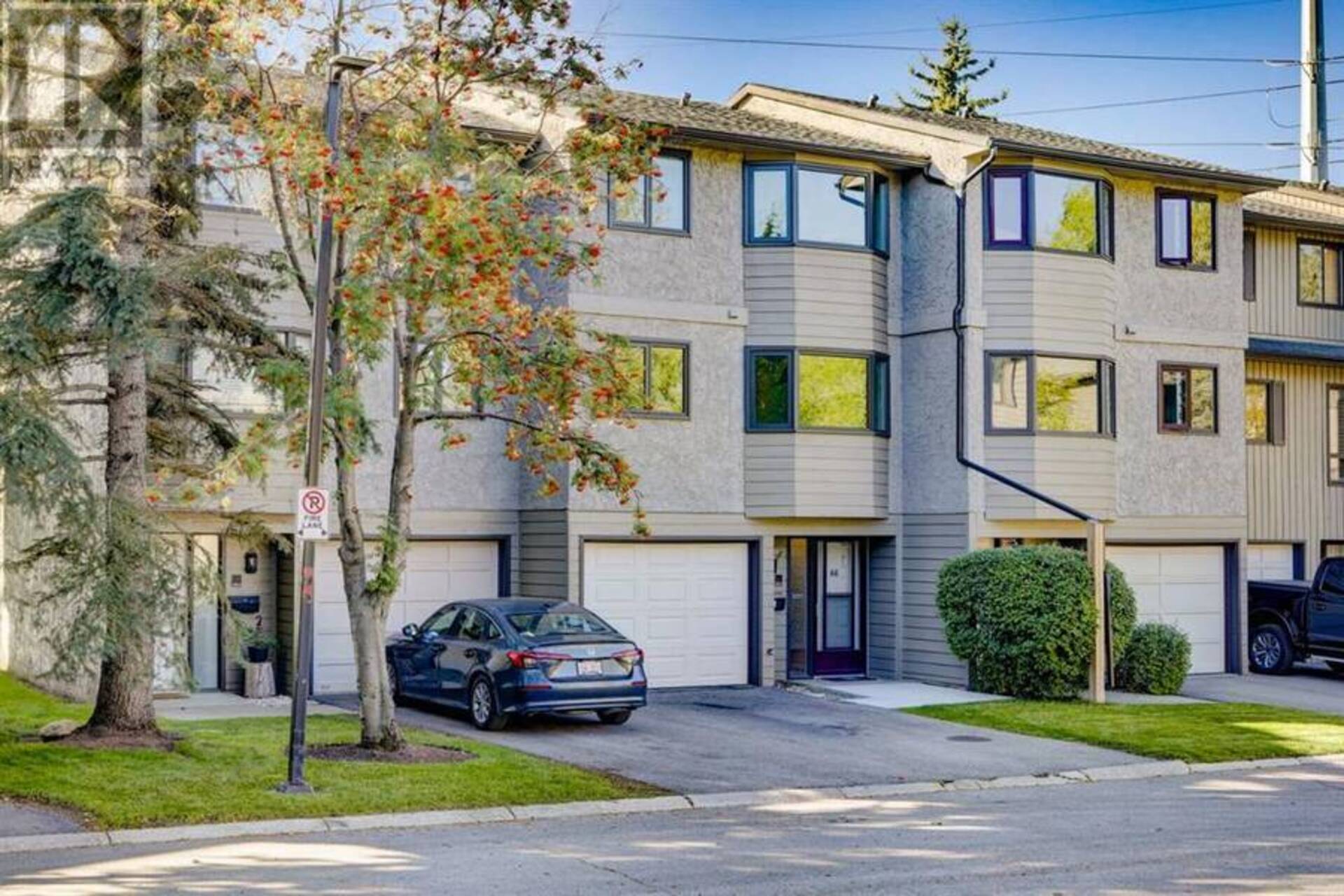 66, 23 Glamis Drive SW Calgary