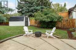 4 Oakbury Place SW Calgary