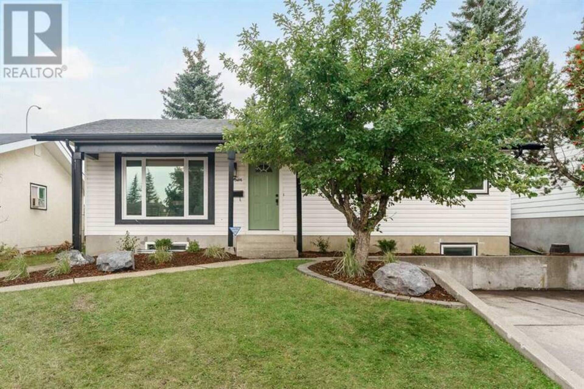 4 Oakbury Place SW Calgary