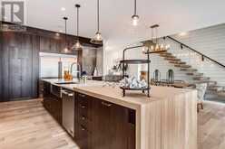 2005 48 Avenue SW Calgary