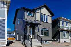 338 Midgrove Link SW Airdrie