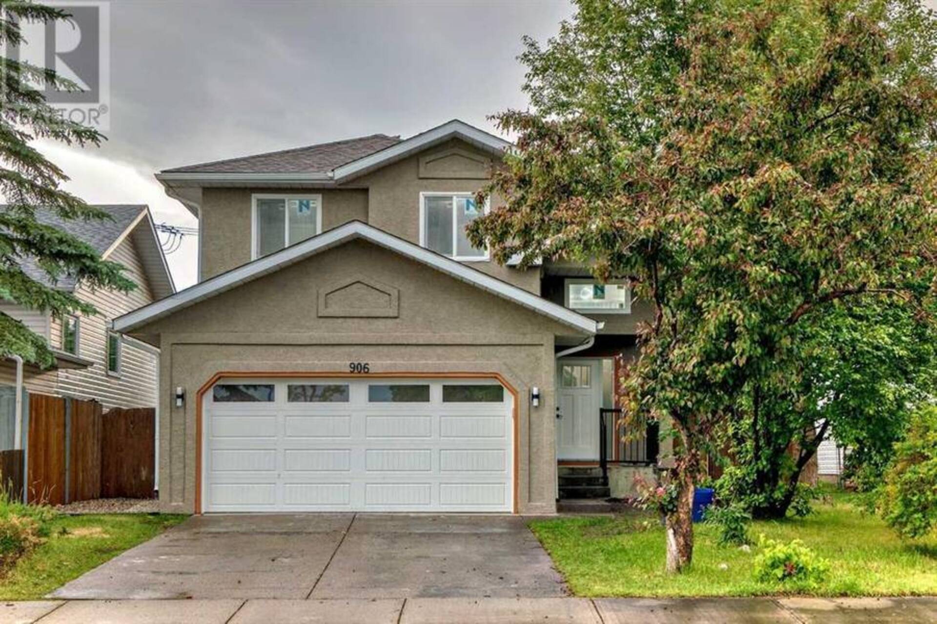 906 Applewood Drive SE Calgary