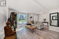 87, 2300 Oakmoor Drive SW Calgary