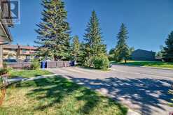 87, 2300 Oakmoor Drive SW Calgary