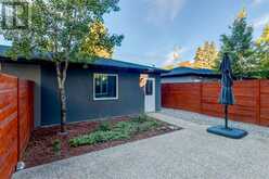 2329B Osborne Crescent SW Calgary