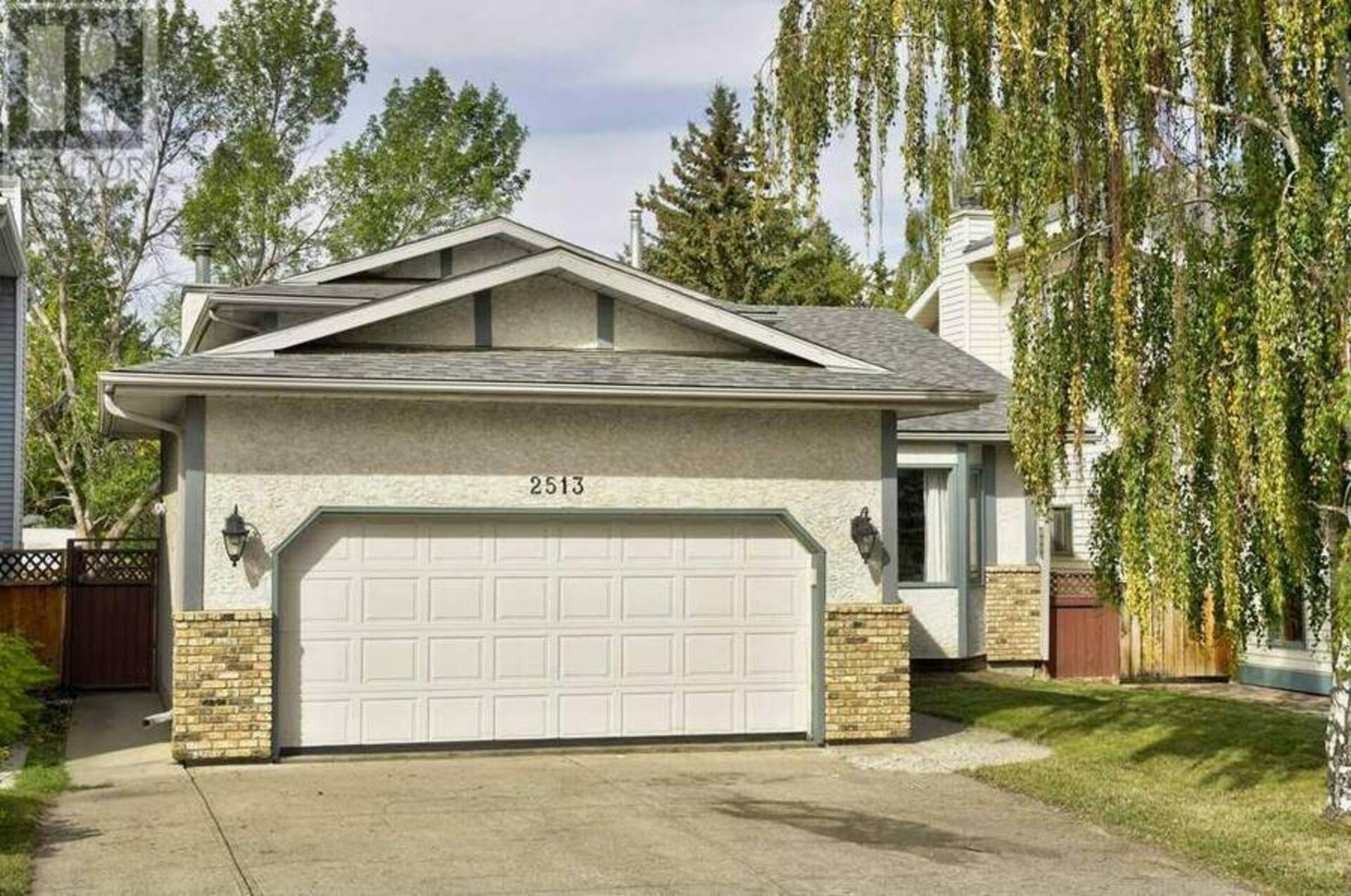 2513 Douglas Woods Link SE Calgary