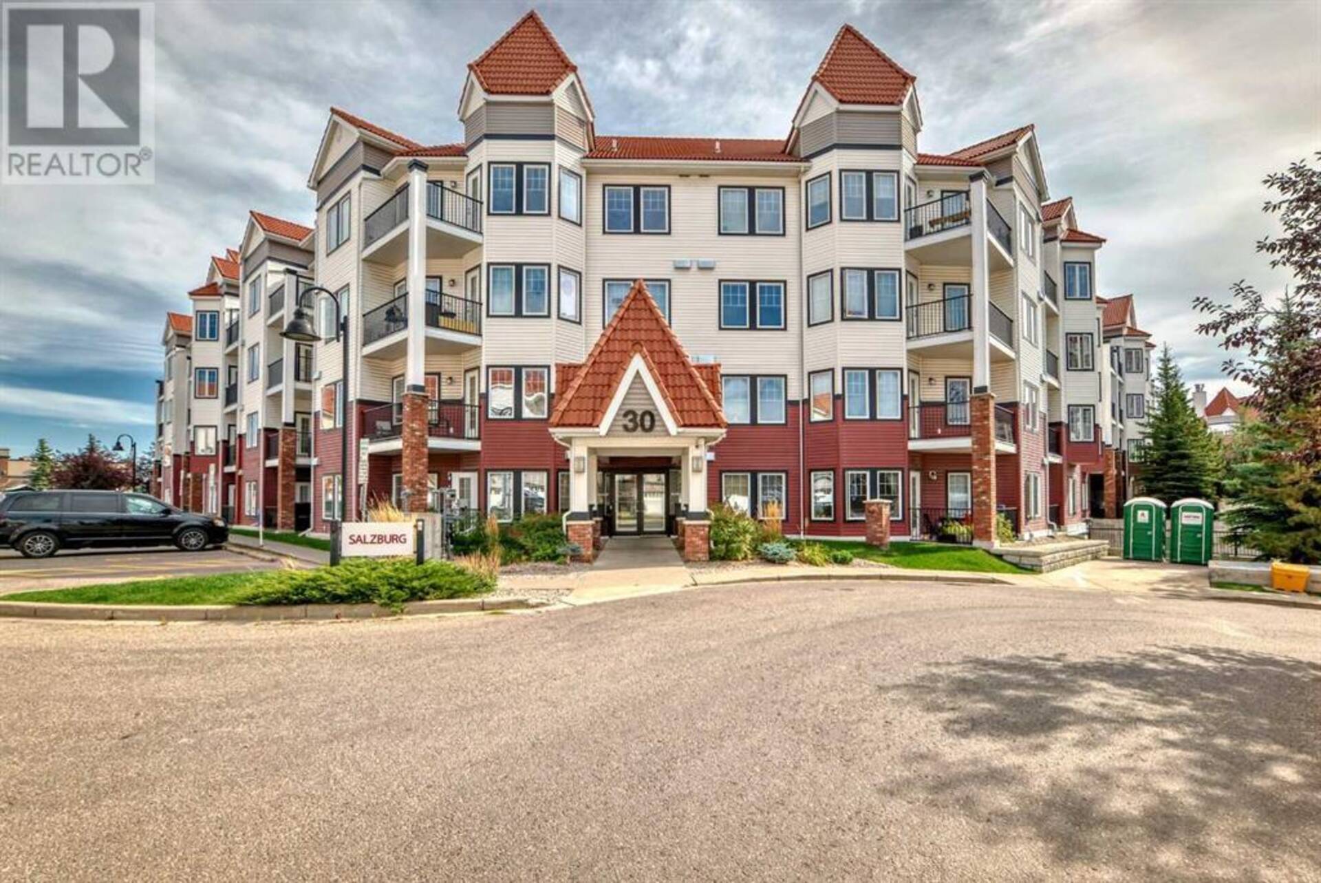 426, 30 Royal Oak Plaza NW Calgary