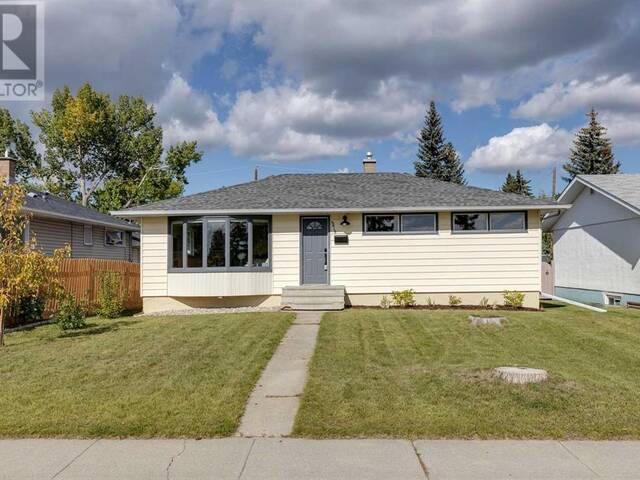 4616 33 Avenue SW Calgary Alberta