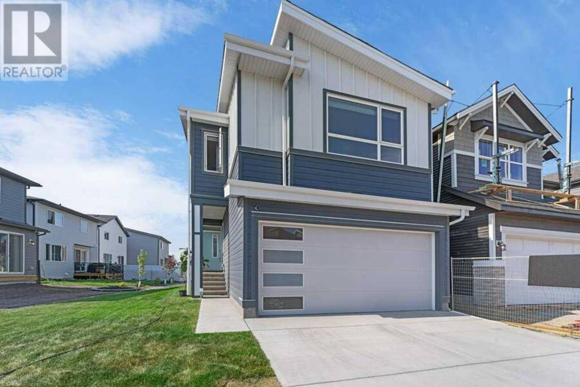 28 Walcrest Row SE Calgary