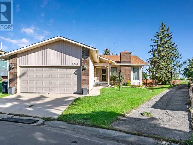 583 Woodpark Crescent SW Calgary Alberta