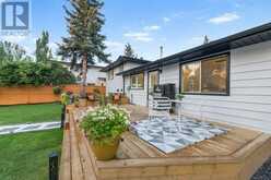 616 Cedarille Way SW Calgary