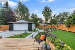 616 Cedarille Way SW Calgary