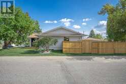 1211 Lake Twintree Drive SE Calgary