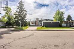 68 Southampton Drive SW Calgary