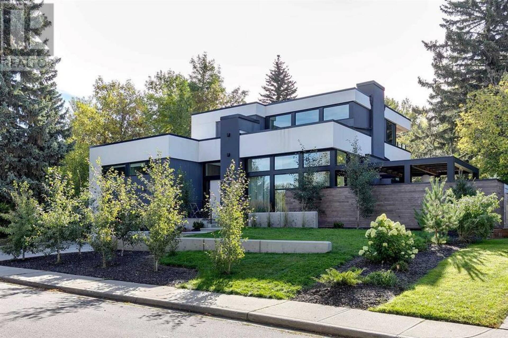 1211 Lansdowne Avenue SW Calgary