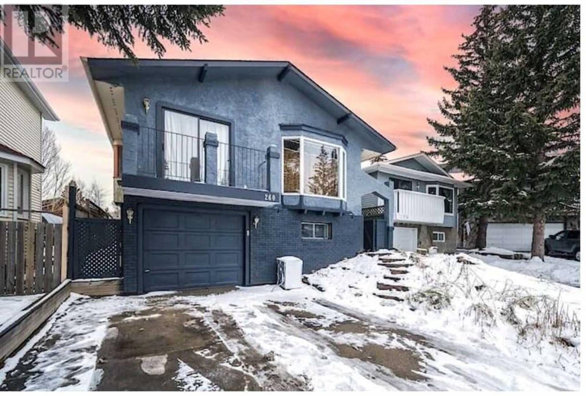 260 Sandstone Place NW Calgary